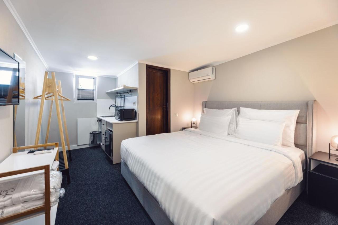Salve Hotel Tbilisi ภายนอก รูปภาพ