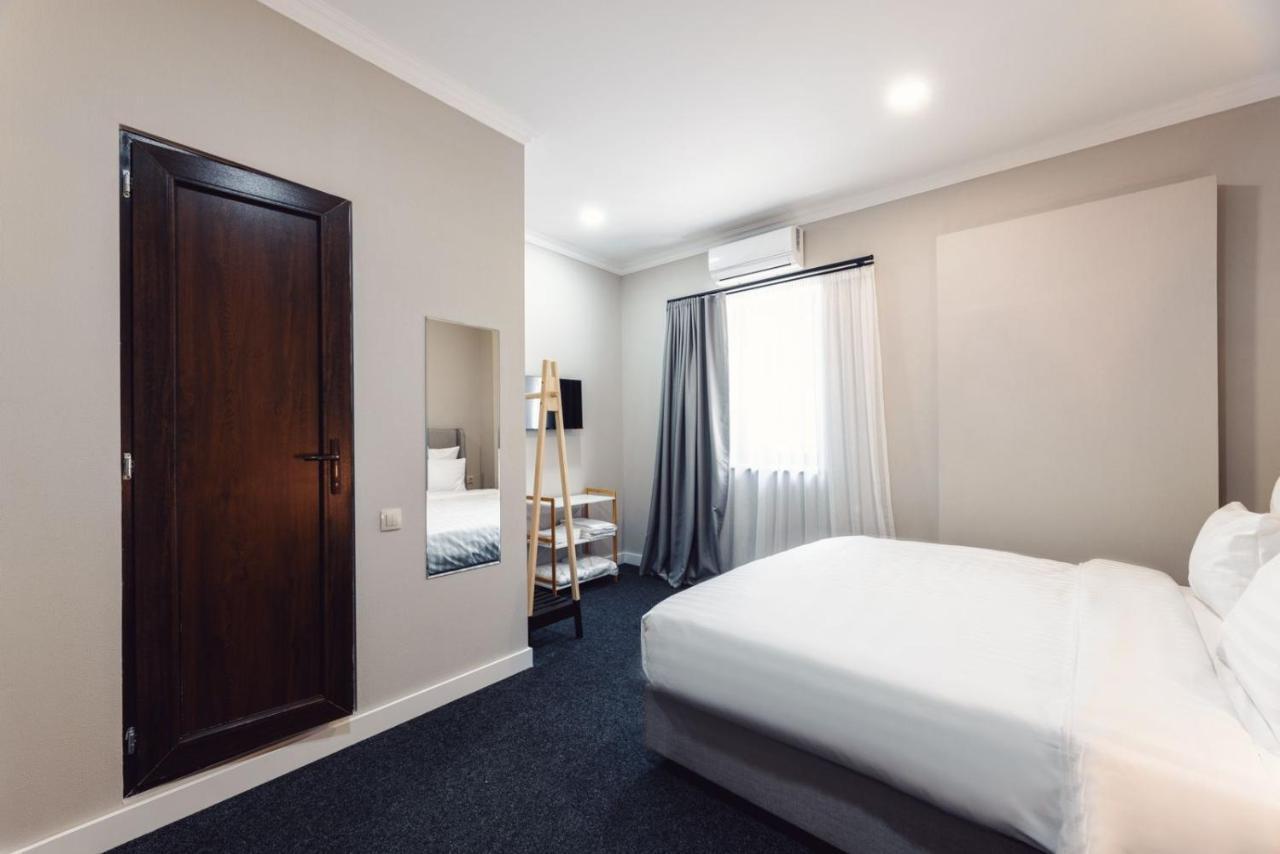 Salve Hotel Tbilisi ภายนอก รูปภาพ